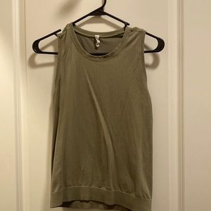 Athleta in-motion tank top, olive green, size xs